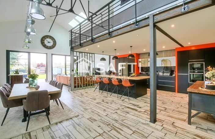 LOFT D'EXCEPTION AVEC JARDIN SUD ET DOUBLE GARAGE — photo 4