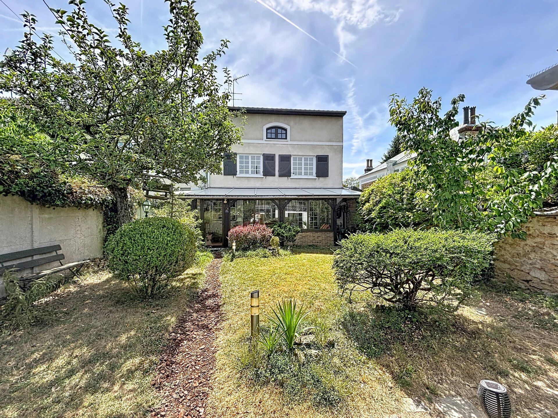 Maison 5 pièces 120 m² · à Brunoy · 120 m² · 350 000 €