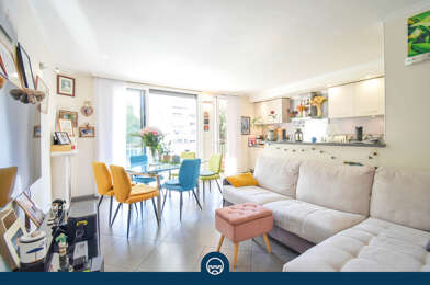 Appartement 3 pièces 242900 €