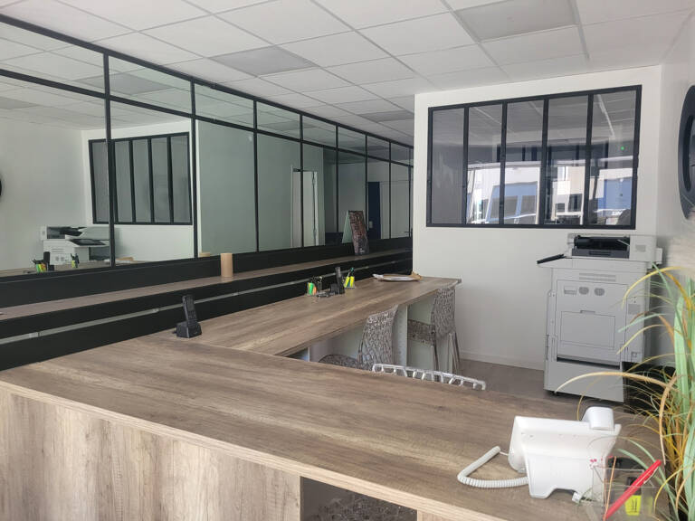 Location Local Commercial — photo 1
