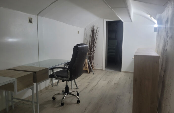 Location Local Commercial — photo 4