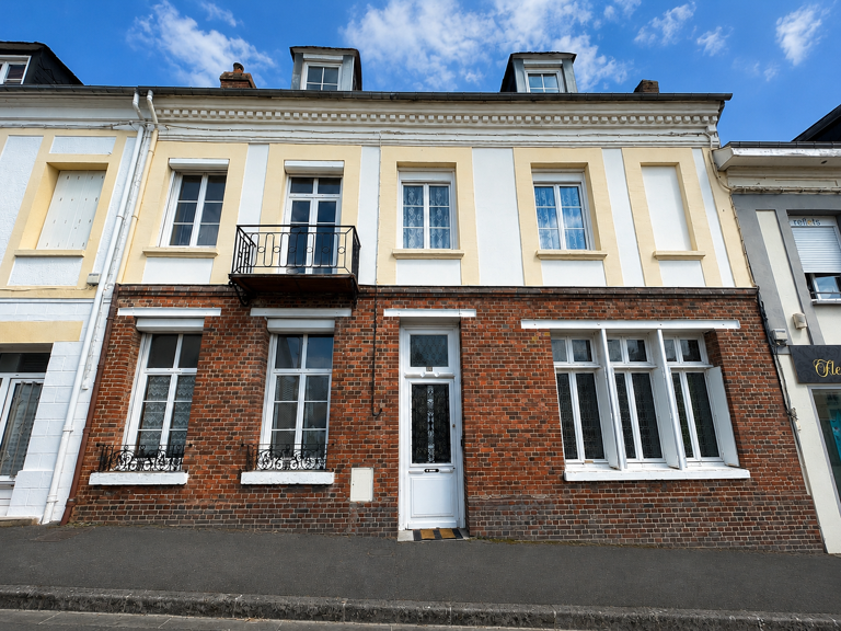 MAISON FAMILIALE - PLEIN CENTRE DE PAVILLY — photo 1