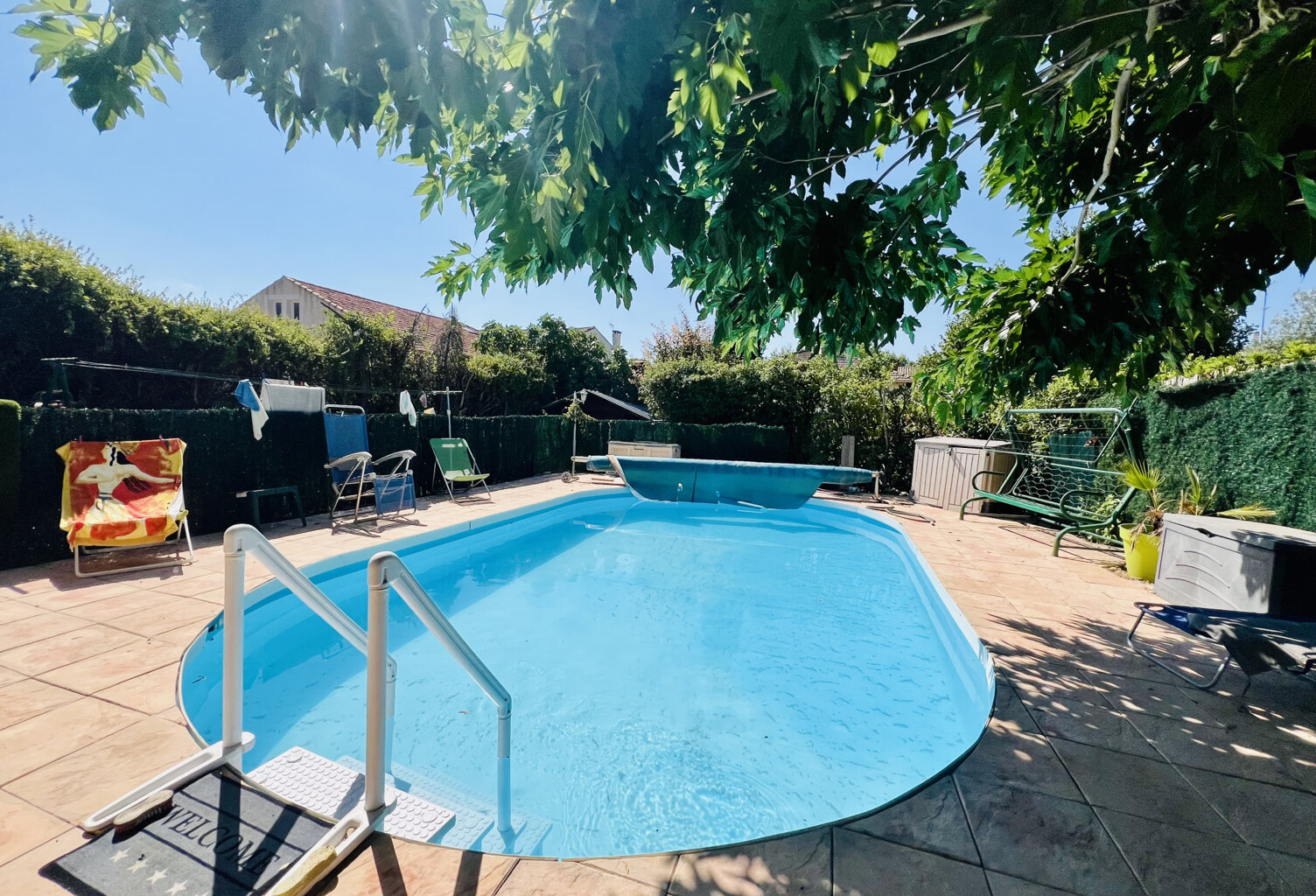 Vente villa 5 pièces de 140m2 avec piscine, garage et terrai — photo 1