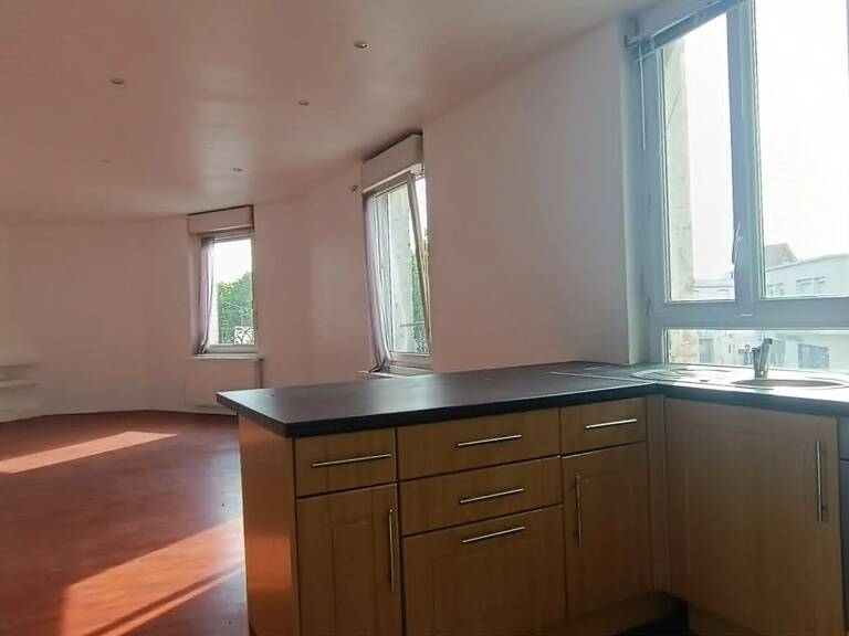 APPARTEMENT DUPLEX 2 CHAMBRES - QUARTIER SAINTE-CÉCILE — photo 1