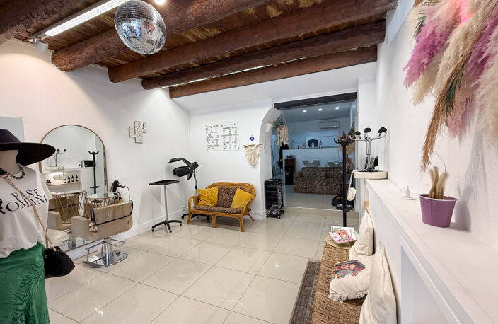 LE ROVE   Fonds de commerce Salon de Coiffure & Bien-Être — photo 2
