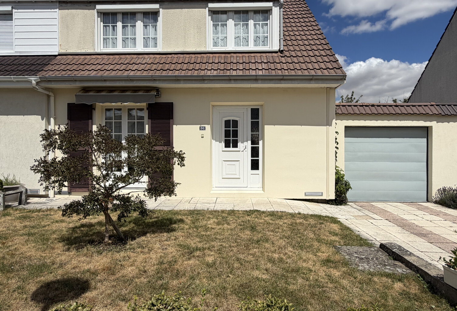 Chateaudun — photo 1