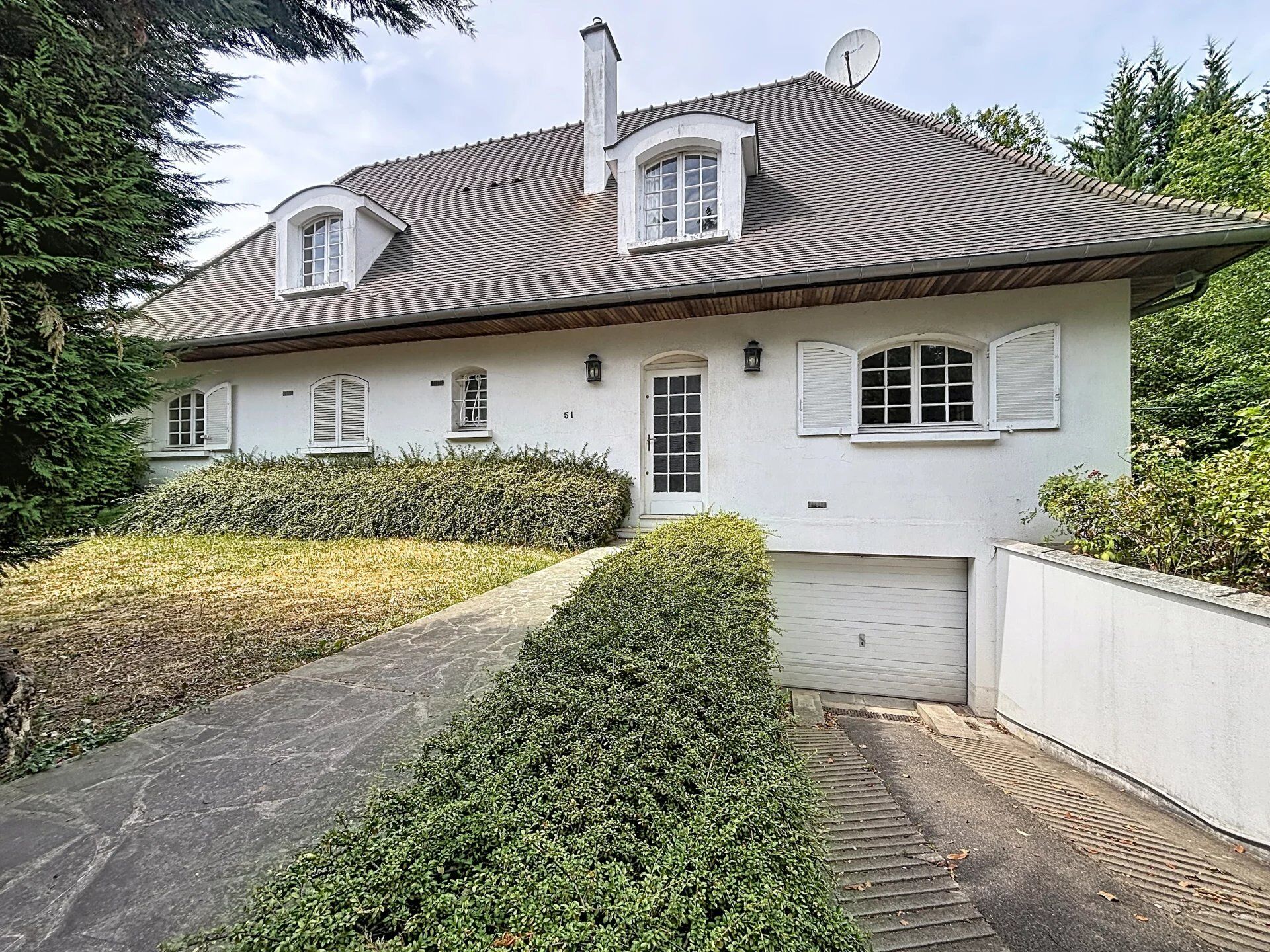Maison 10 pièces 209 m² · à Sucy-en-Brie · 209 m² · 698 000 €