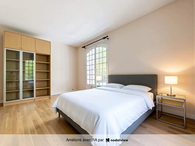 Sucy-en-Brie – Clos de Ville | Maison familiale de 210 m² avec piscine sur 1 310 m² de terrain — photo du bien