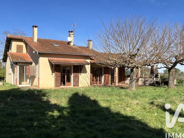 Vente Maison/villa 8 pièces — photo 1