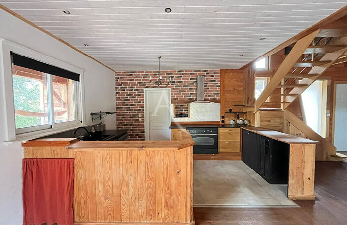 Grande maison familiale de 185m² avec studio indépendant sur plus de 2300m² de terrain ! — photo 5