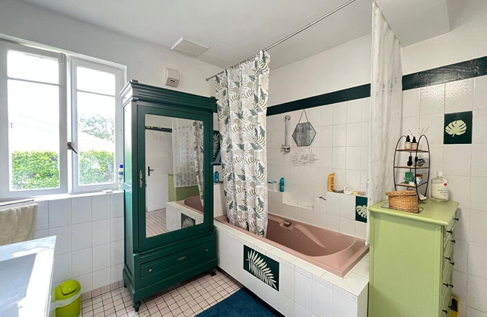 Grande maison de 200m² avec 5 chambres et dépendances sur St-Sulpice ! — photo 5