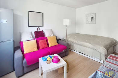 Appartement 1 pièces 700 €