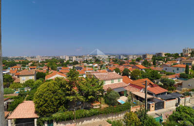 APPARTEMENT T2 - DERNIER ÉTAGE - TRAVERSANT - LUMINEUX - VUE DÉGAGÉE - TOIT-TERRASSE - AUCUNES CHARGES - FAIBLE TAXE FONCIÈRE - FORT POTENTIEL — photo du bien