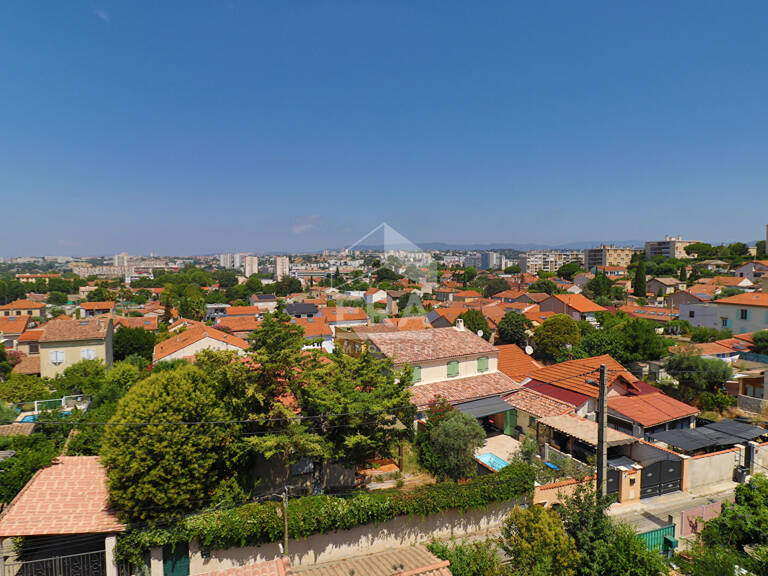 APPARTEMENT T2 - DERNIER ÉTAGE - TRAVERSANT - LUMINEUX - VUE DÉGAGÉE - TOIT-TERRASSE - AUCUNES CHARGES - FAIBLE TAXE FONCIÈRE - FORT POTENTIEL — photo 1