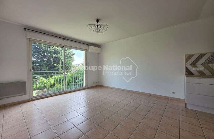 Appartement - Type 2 - Terrasse et stationnement privatif — photo 3