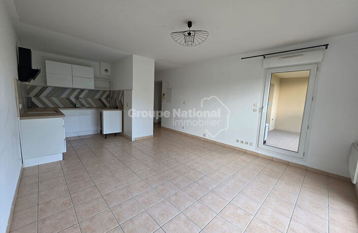 Appartement - Type 2 - Terrasse et stationnement privatif — photo 4