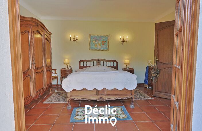 VILLA - 4 CHAMBRES - VUE DEGAGEE - PISCINE - JARDIN MEDITERRANEEN - BAR SUR LOUP — photo 5