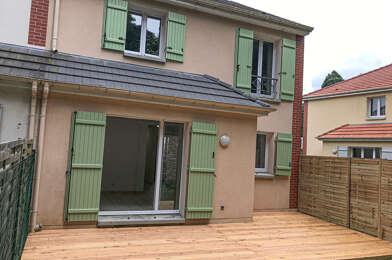 Maison 4 pièces 1135 €