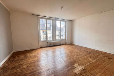 Appartement 3 pièces 735 €