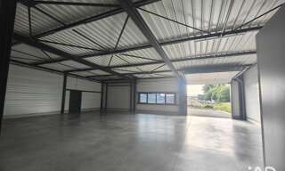 Commerce  358 m² à louer à Saône (25660)