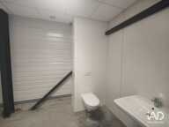 Location Local d'activités 358 m&sup2; — photo 4