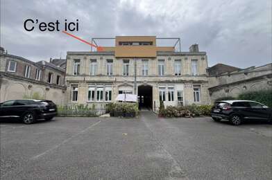 Appartement 4 pièces 242100 €
