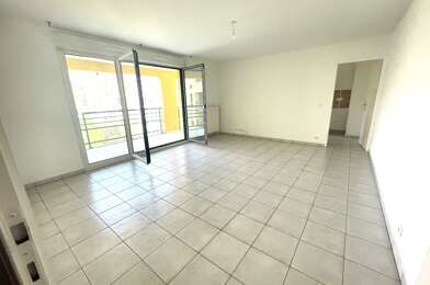 Appartement 2 pièces 819 €