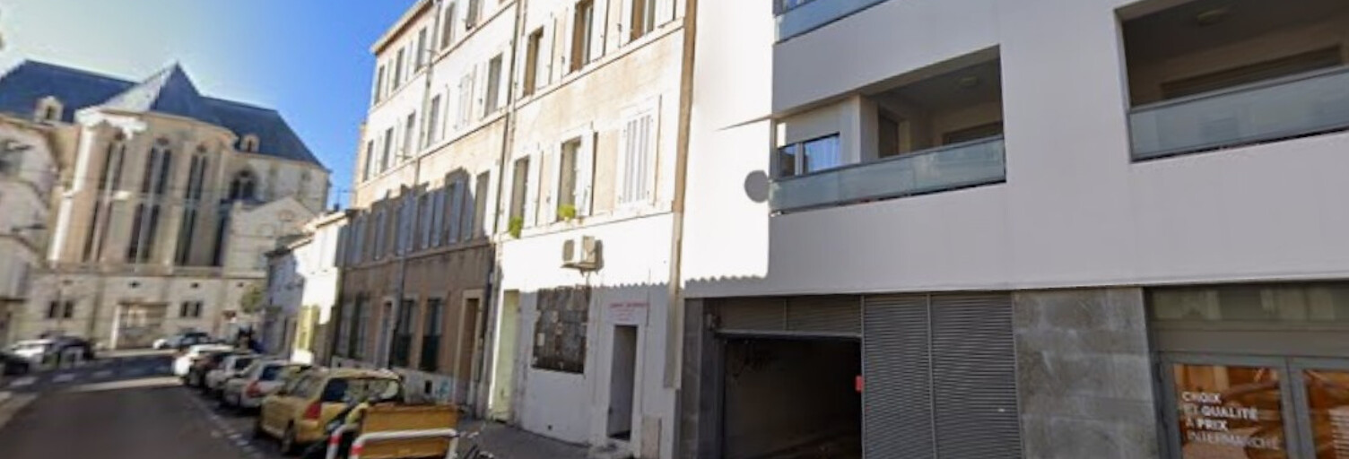 Garage  14 m² à louer à Marseille 5 (13005)