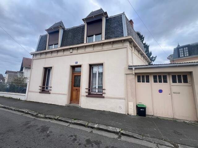 Maison 4 pièces 96 m² à Bondy — photo du bien