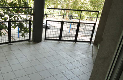 Appartement P1 avec terrasse MONTPELLIER quartier Port Marianne — photo du bien