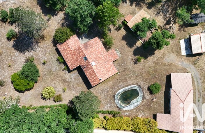 Vente Maison/villa 9 pièces — photo 2
