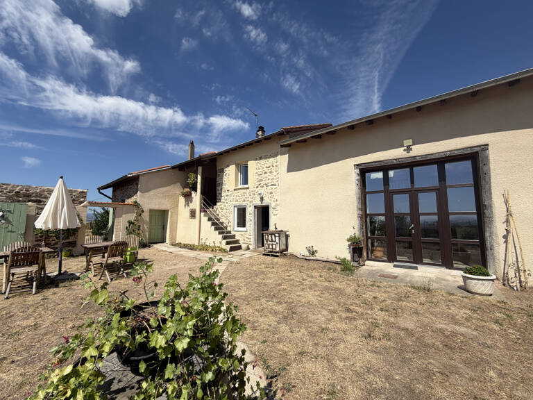 Ensemble immobilier maison + gîte en campagne avec grand ter — photo 1