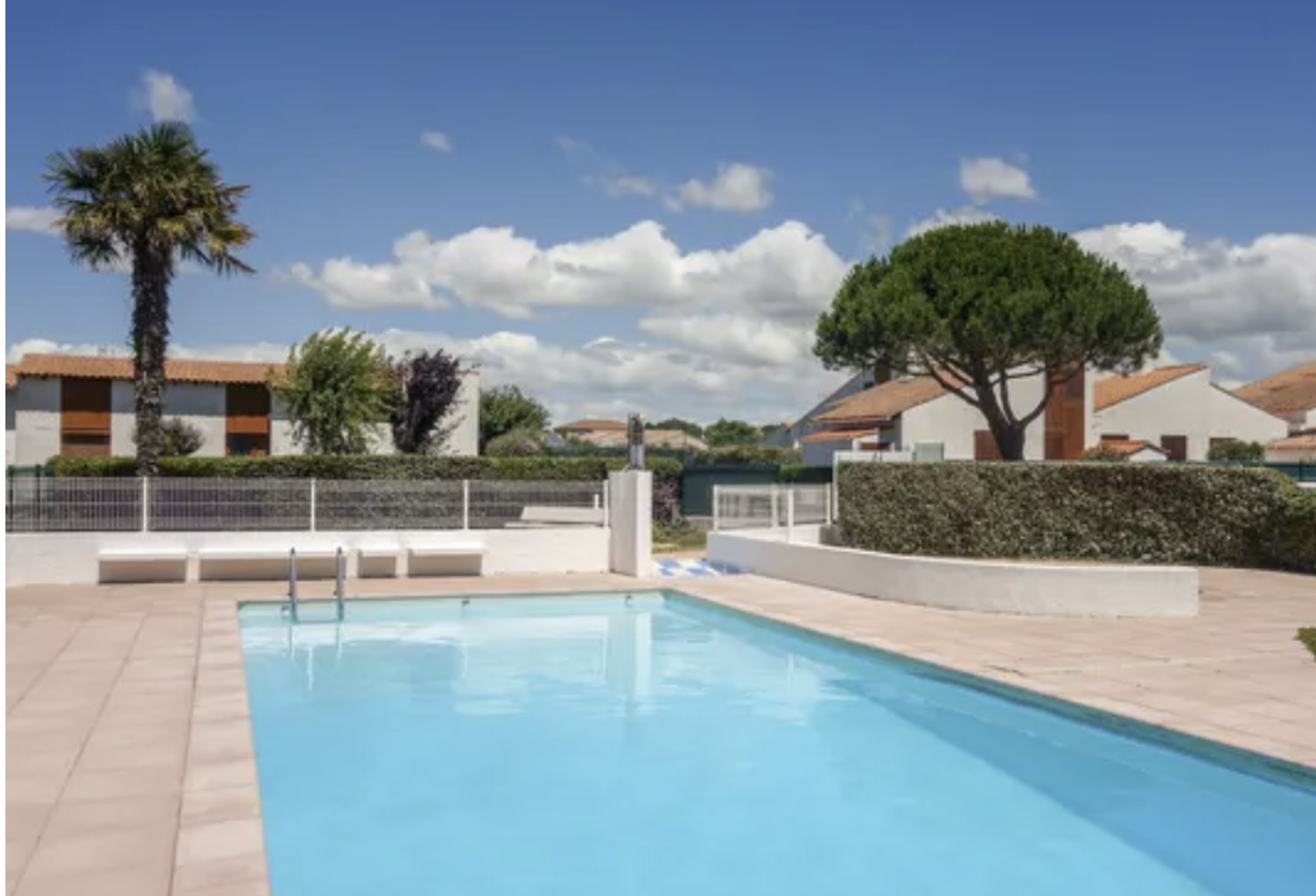 MAISON de VACANCES -  T2 RÉSIDENCE  AVEC PISCINE - SAINT PAL — photo 1
