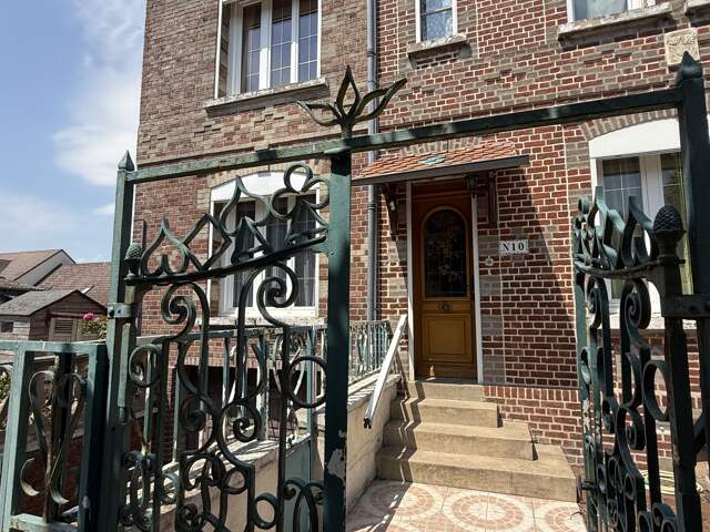 Vente Maison de ville 9 pièces — photo du bien