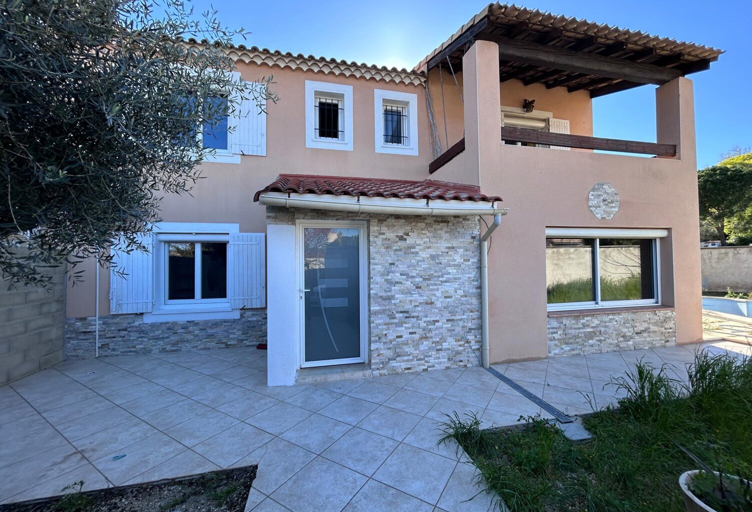 Belle grande maison familiale avec piscine — photo 1