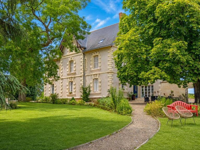 Propriété du 17éme et manoir du 19éme sur 6 hectares — photo 1