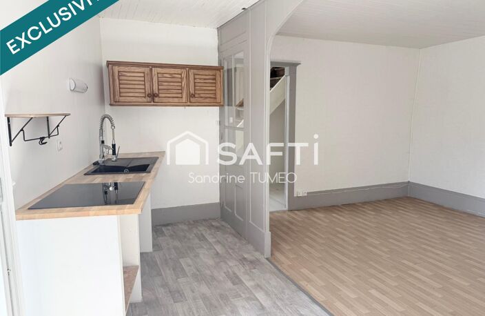 Immeuble de rapport avec local commercial loué et appartement duplex  Au cœur de Sellières — photo 3