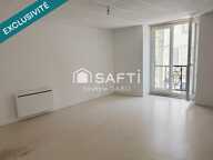 Immeuble de rapport avec local commercial loué et appartement duplex  Au cœur de Sellières — photo 4