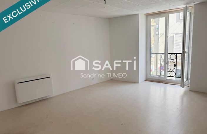 Immeuble de rapport avec local commercial loué et appartement duplex  Au cœur de Sellières — photo 4