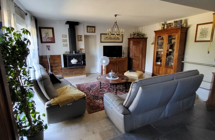 Vente Maison/villa 5 pièces — photo 5
