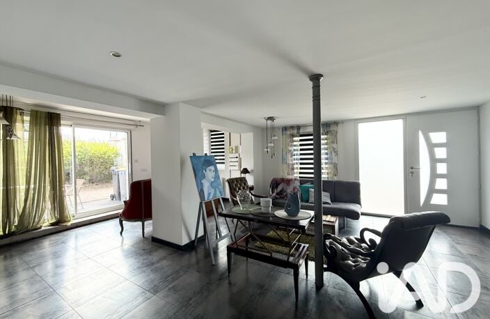Vente Maison/villa 7 pièces — photo 2