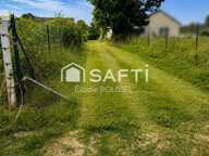 Terrain constructible à Cuverville  1 781 m² — photo 3