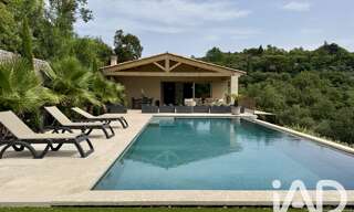 Maison 13 Pièces 250 m² à vendre à La Garde-Freinet (83680)