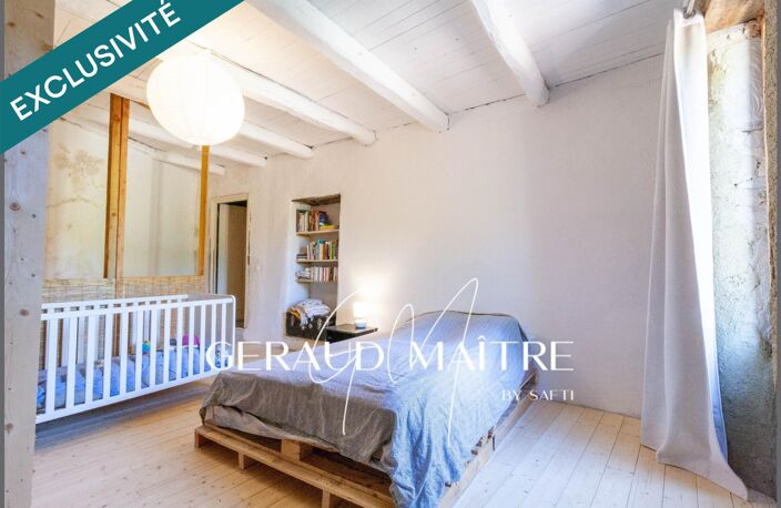 maison de village avec cour, garage et gros potentiel — photo 5