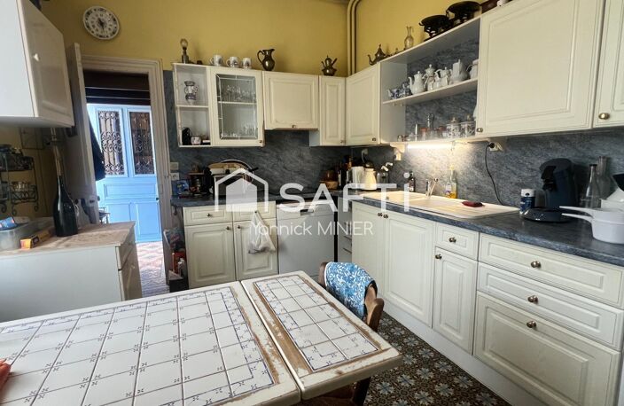 Maison de Maitre du XIX Siècle sur 3 niveaux — photo 5