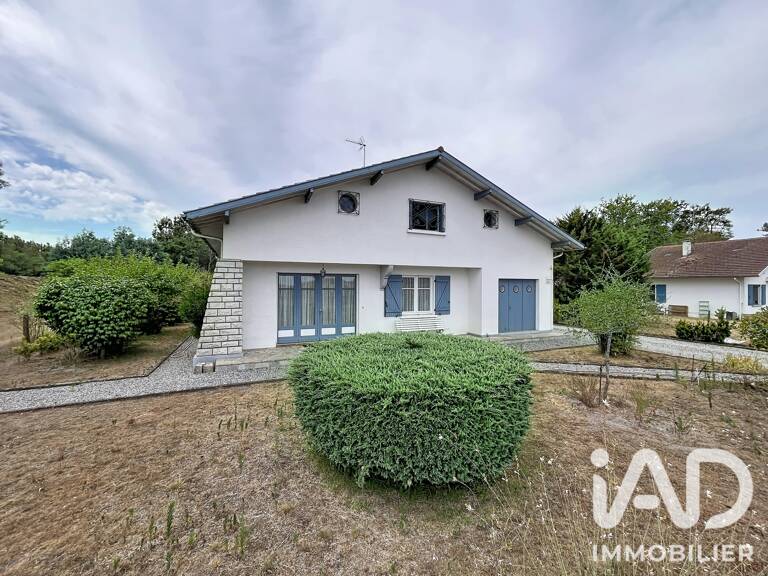 Vente Maison de campagne 9 pièces — photo 1