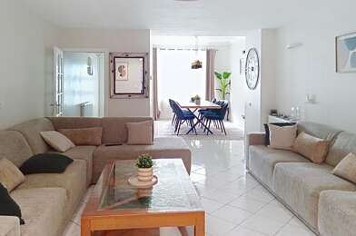 Maison 7 pièces 299400 €