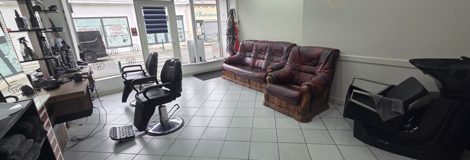 Commerce  81 m² à vendre à La Chapelle-en-Serval (60520)