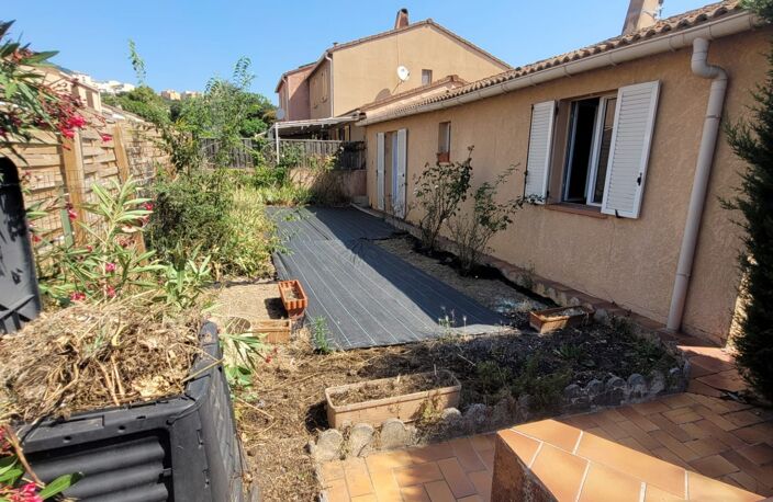Vente Maison/villa 4 pièces — photo 2