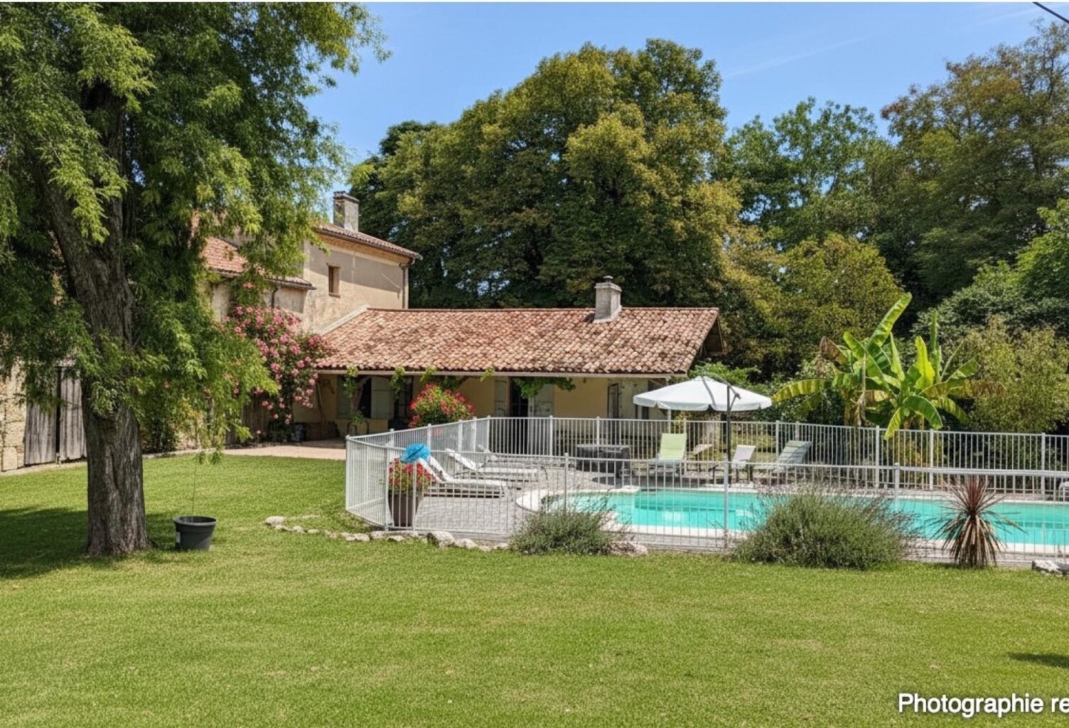 Maison 5 chambres et bureau avec piscine — photo 1